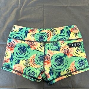 FLEO athletic/ booty shorts. Size Medium